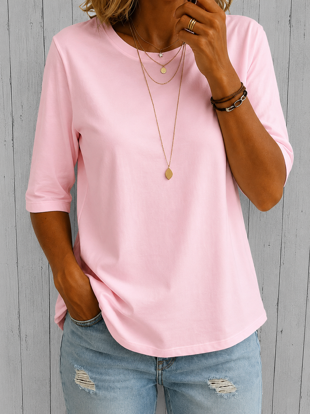 Gladys – Relaxed Three-Quarter Sleeve Top