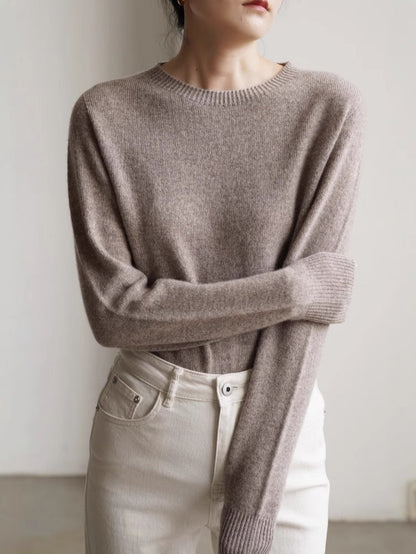 Kim – Soft Knit Pullover Sweater