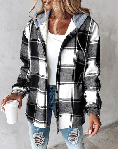 Evelyn – Plaid Hooded Flannel-Look Jacket