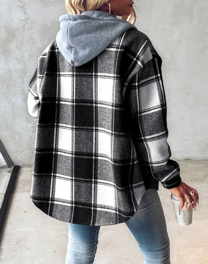 Evelyn – Plaid Hooded Flannel-Look Jacket
